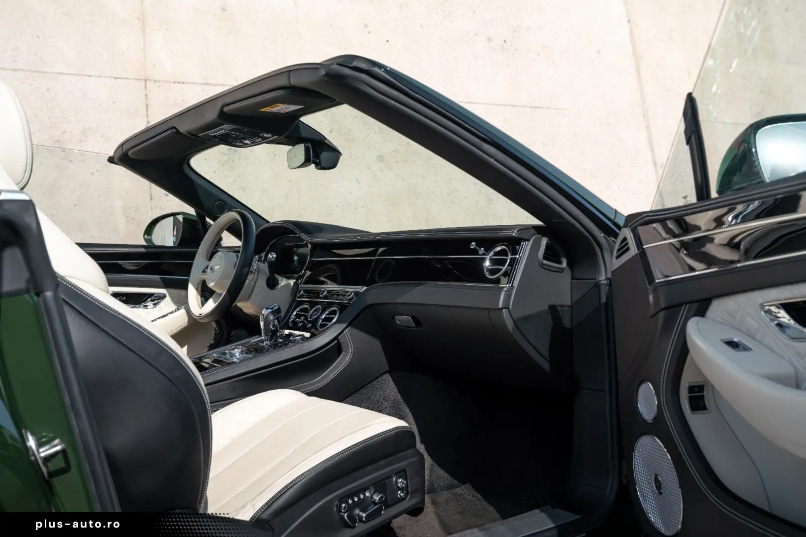 BENTLEY Continental GTC Carbon Package