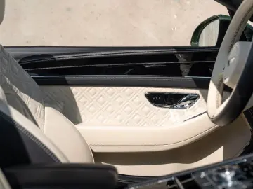 BENTLEY Continental GTC Carbon Package
