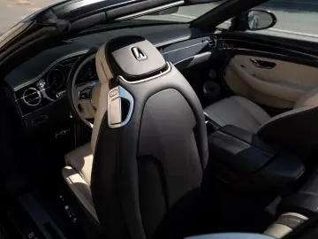 BENTLEY Continental GTC Carbon Package
