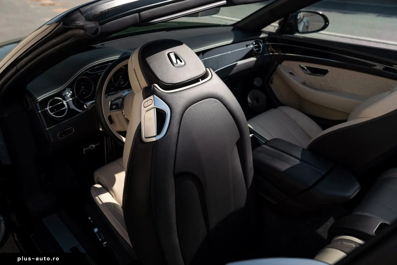 BENTLEY Continental GTC Carbon Package