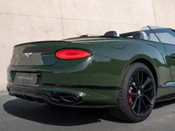 BENTLEY Continental GTC Carbon Package