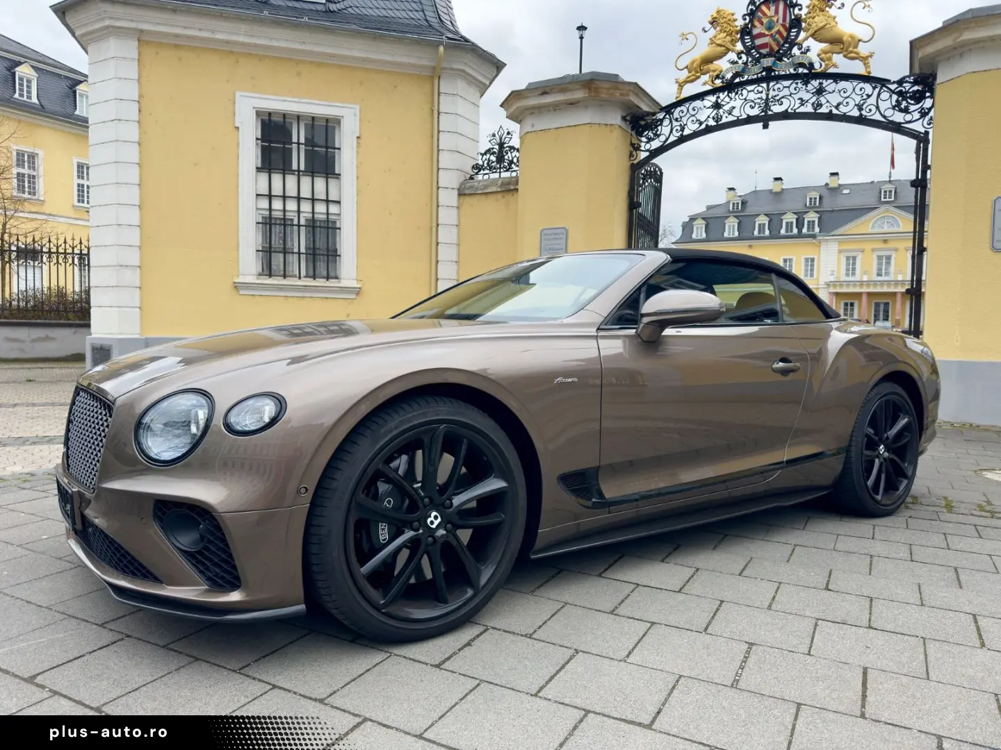 BENTLEY Continental GTC Azure   Traum mit nur 2.071 km