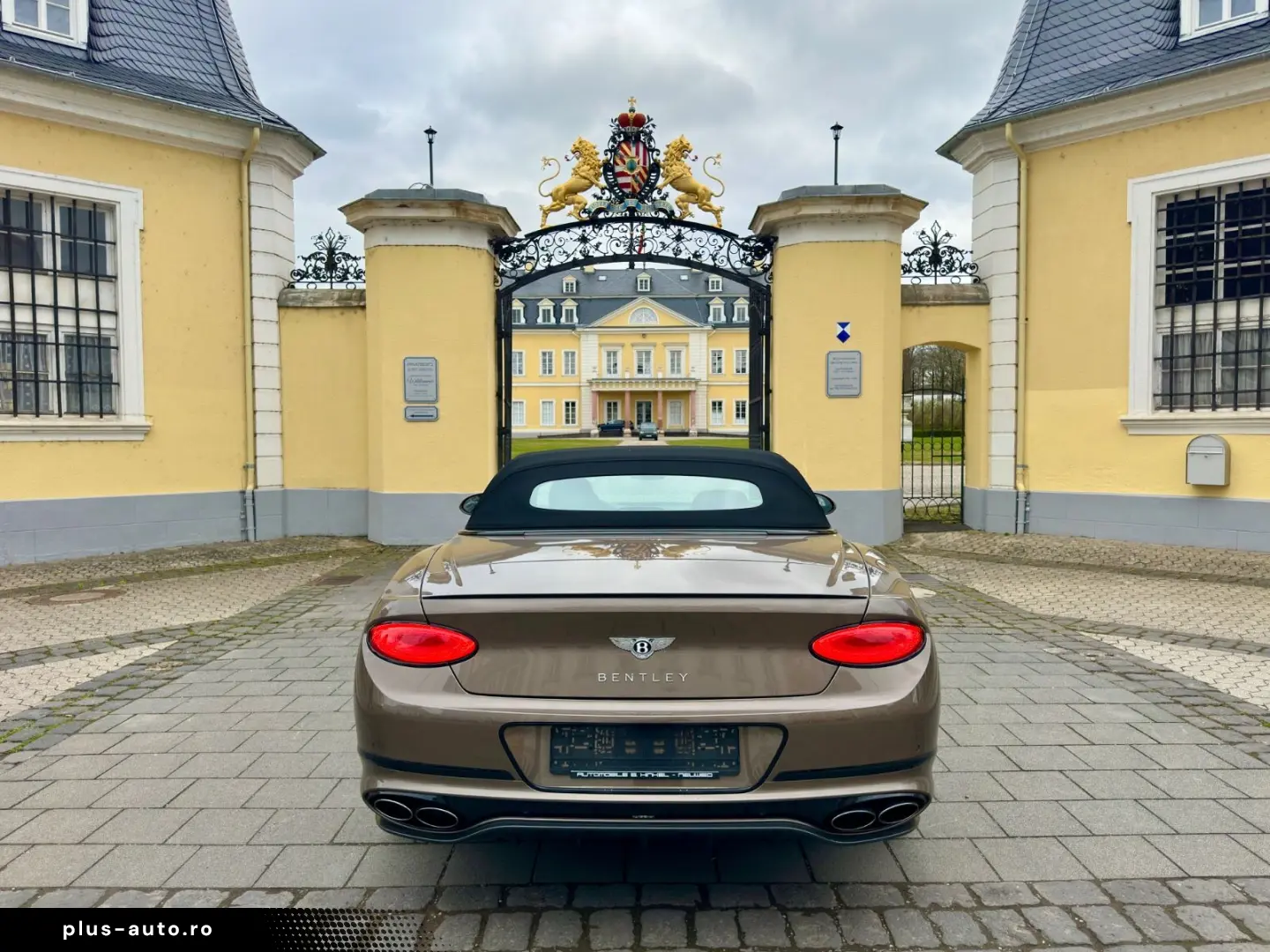 BENTLEY Continental GTC Azure   Traum mit nur 2.071 km