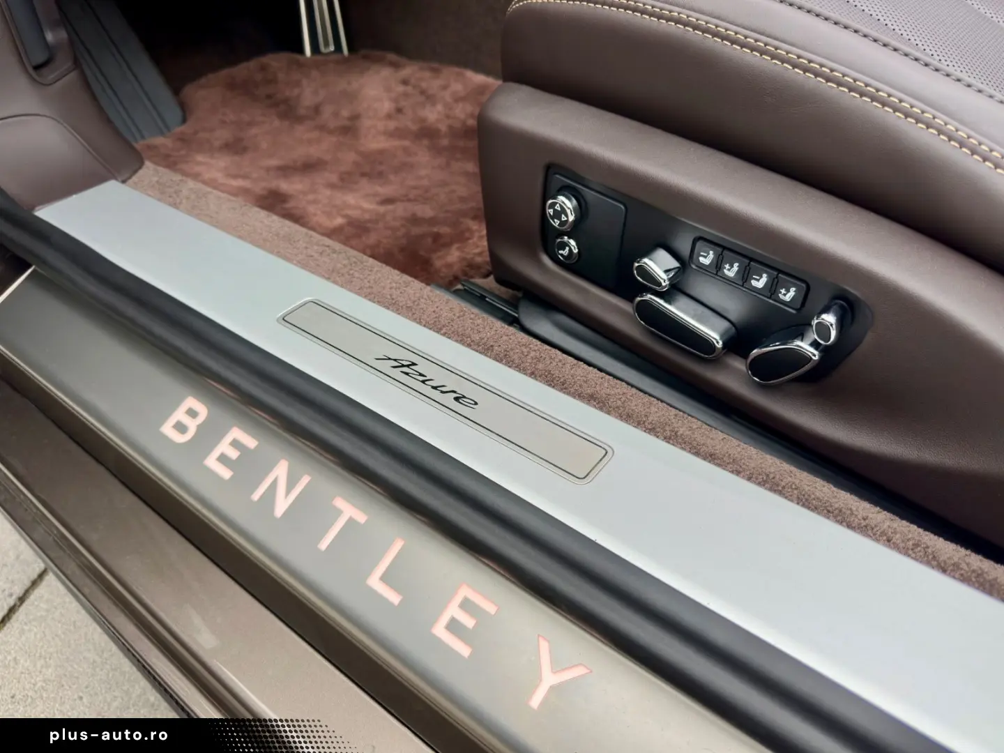 BENTLEY Continental GTC Azure   Traum mit nur 2.071 km