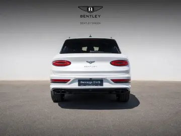 BENTLEY Bentayga EWB Azure First Edition