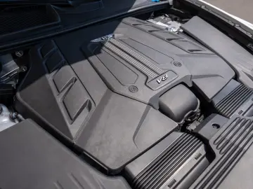 BENTLEY Bentayga EWB Azure First Edition