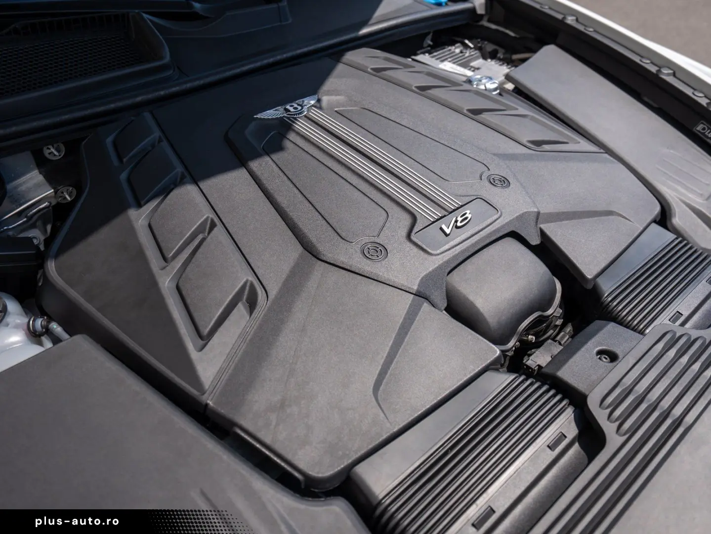 BENTLEY Bentayga EWB Azure First Edition