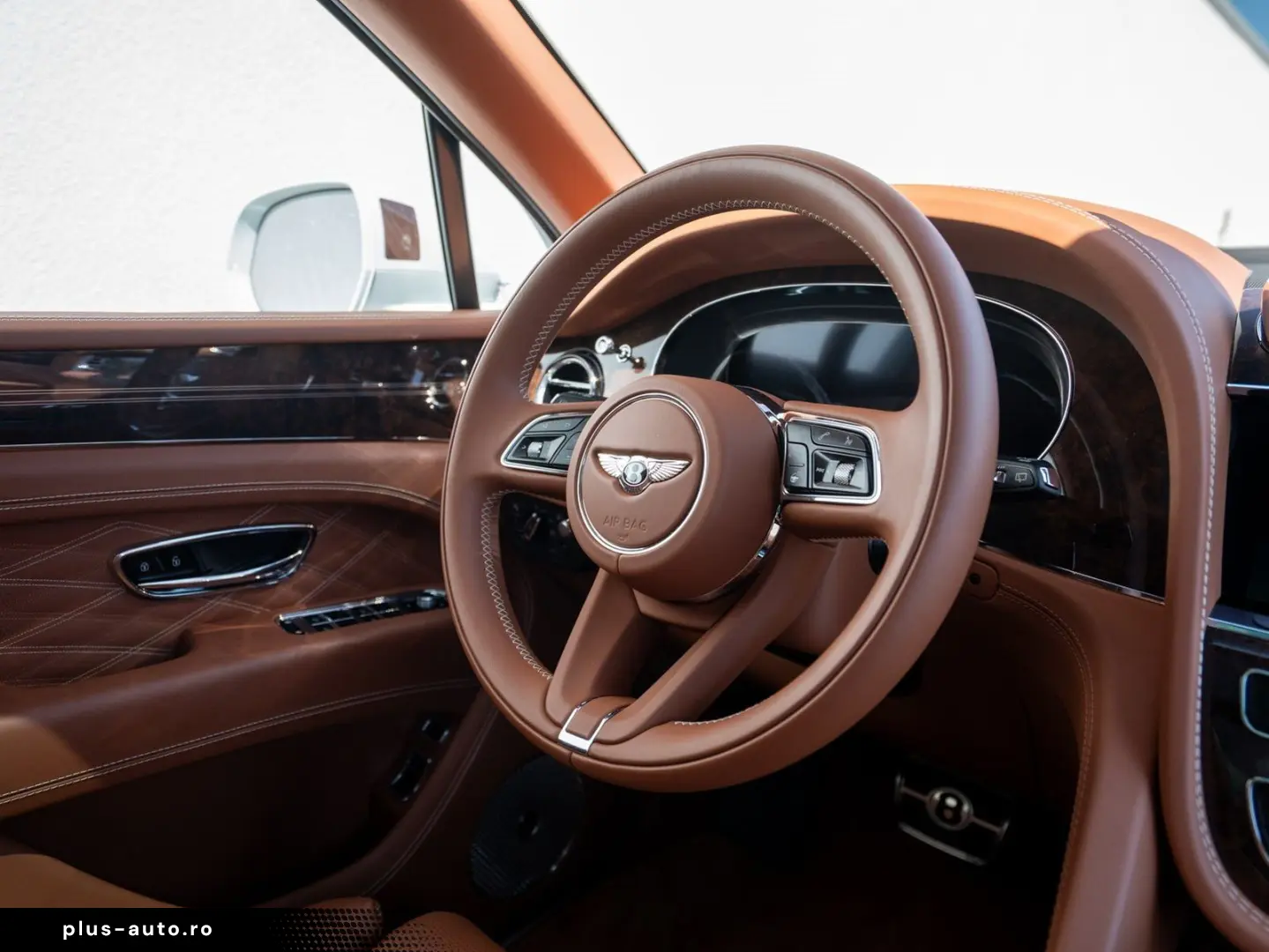 BENTLEY Bentayga EWB Azure First Edition