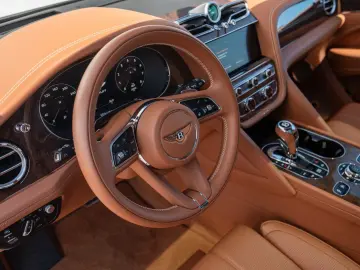 BENTLEY Bentayga EWB Azure First Edition