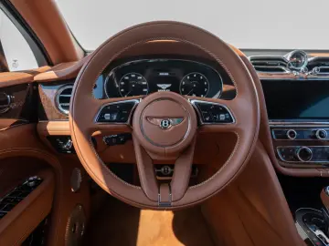 BENTLEY Bentayga EWB Azure First Edition