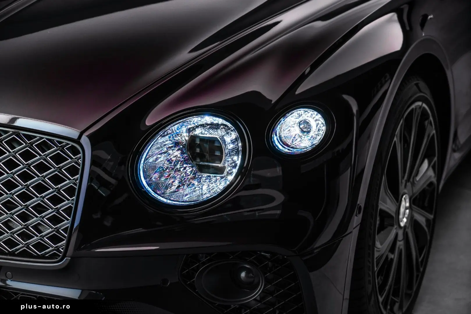BENTLEY Continental GT W12 Mulliner Night Pano HUD TOP