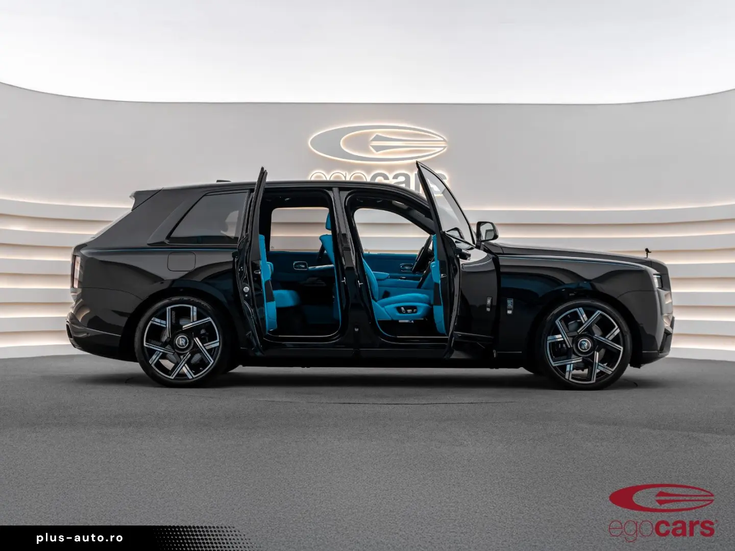 ROLLS ROYCE Cullinan Black Badge Series II 600CV