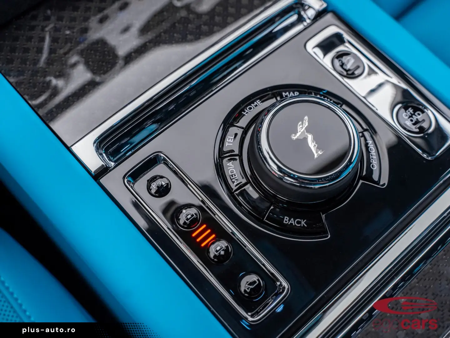 ROLLS ROYCE Cullinan Black Badge Series II 600CV