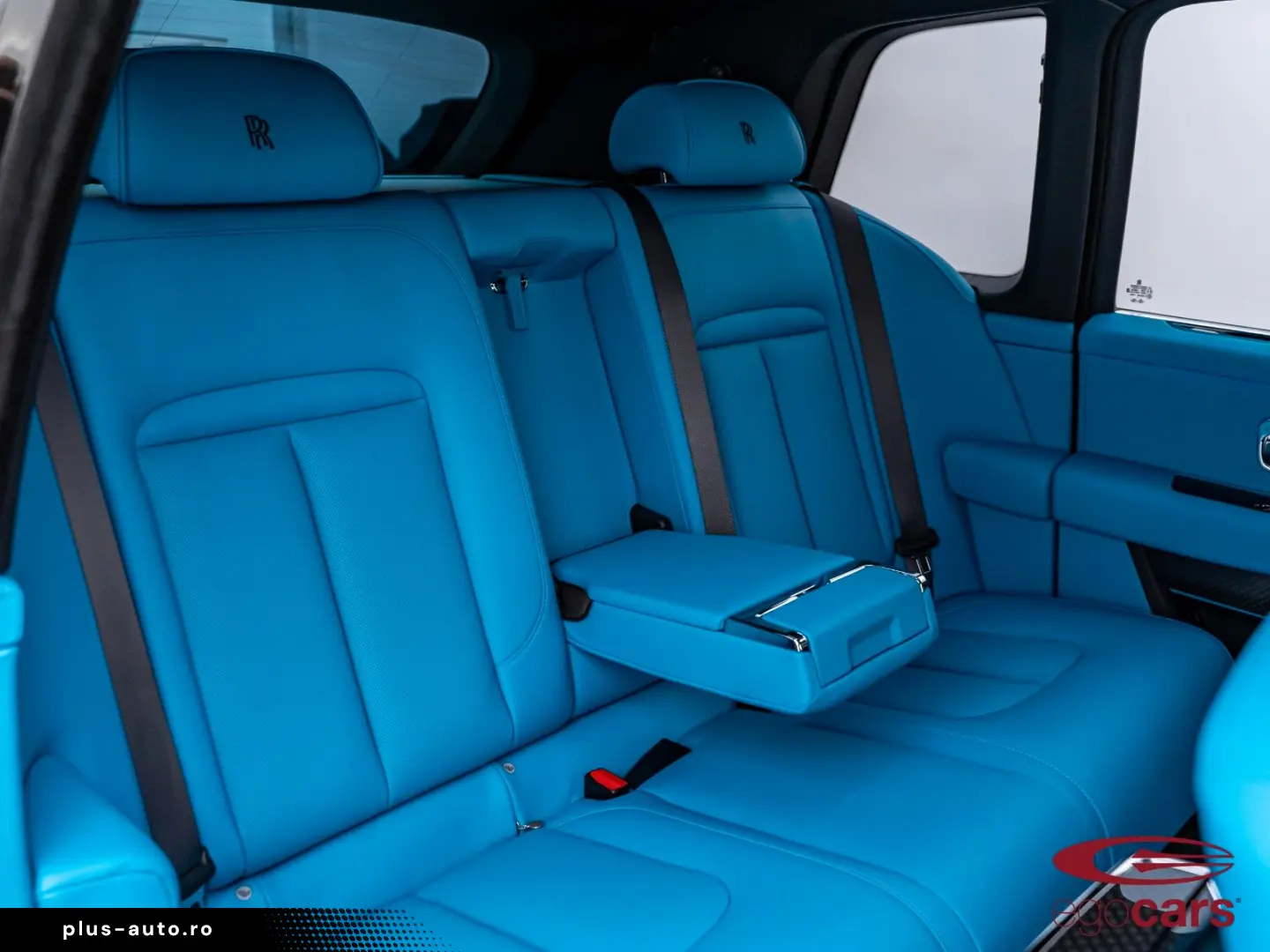 ROLLS ROYCE Cullinan Black Badge Series II 600CV