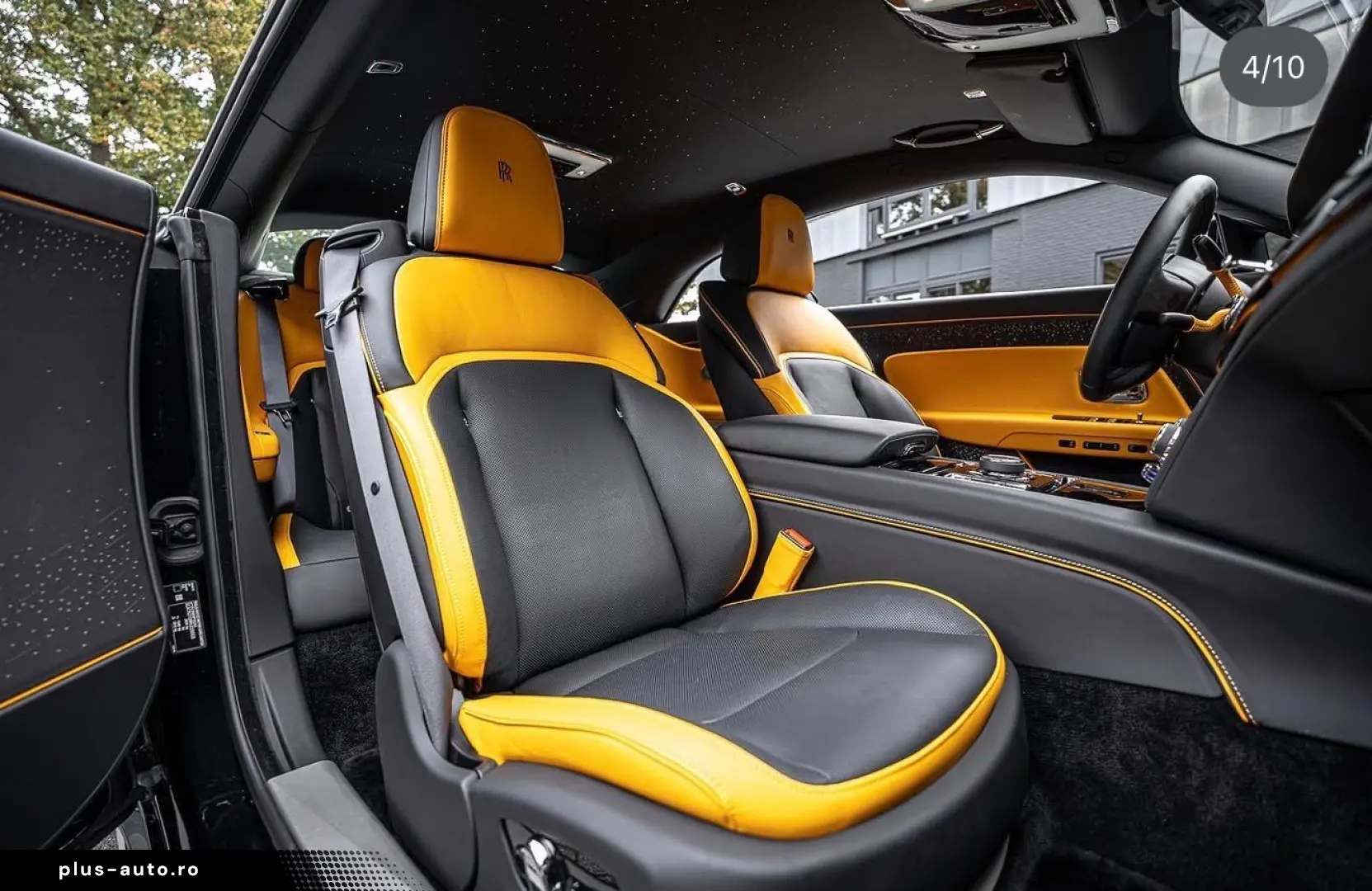ROLLS ROYCE Spectre Bespoke Audio   Pinstripe