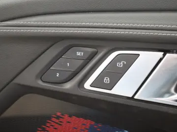 BMW M2 Coupe Carbon-Dach H K HUD Memory 1.Hand