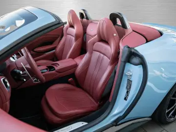 ASTON MARTIN V8 Vantage Roadster
