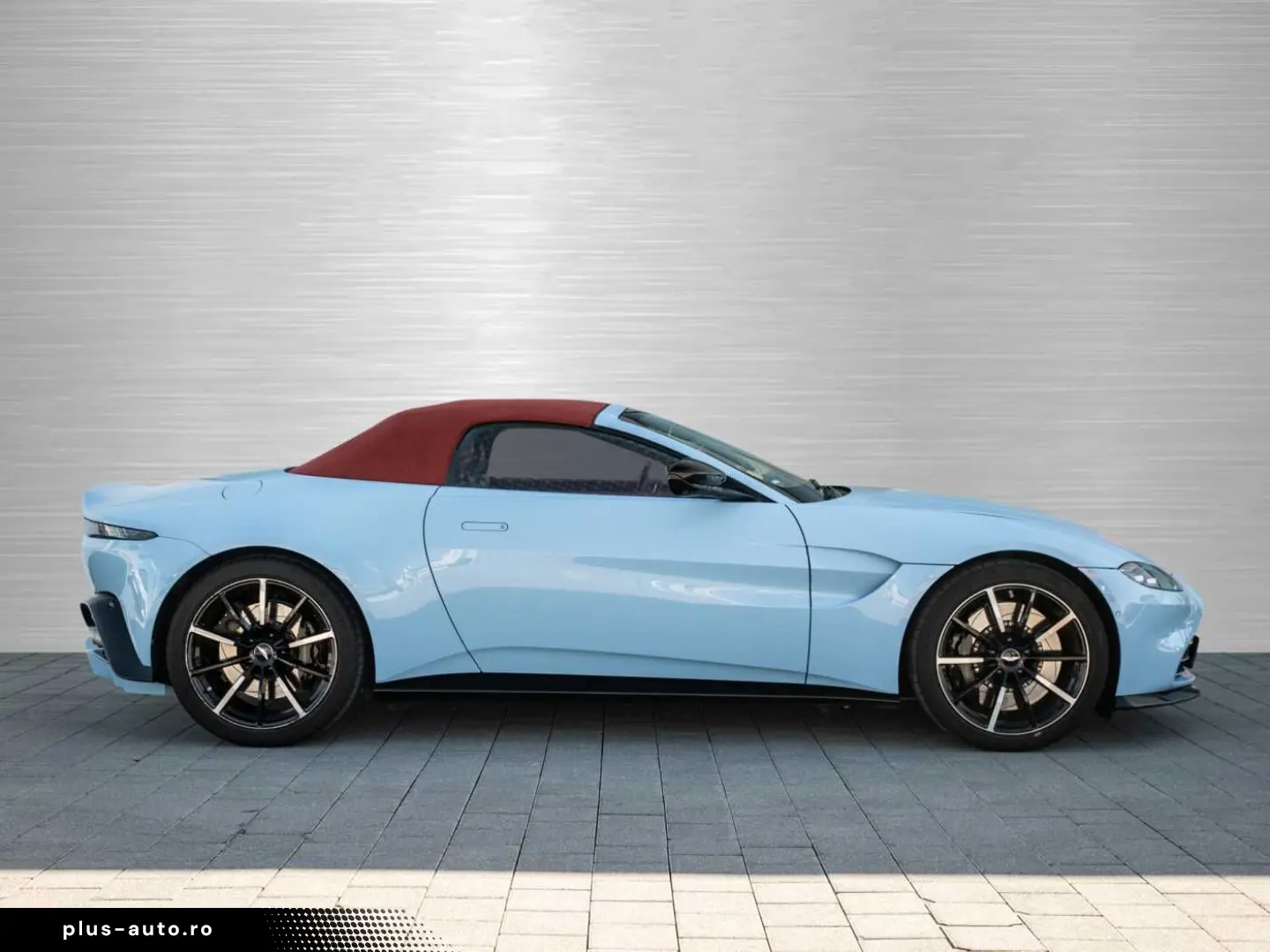 ASTON MARTIN V8 Vantage Roadster