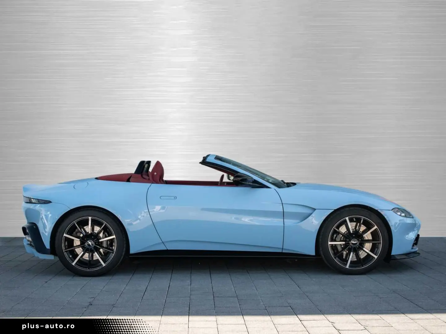 ASTON MARTIN V8 Vantage Roadster