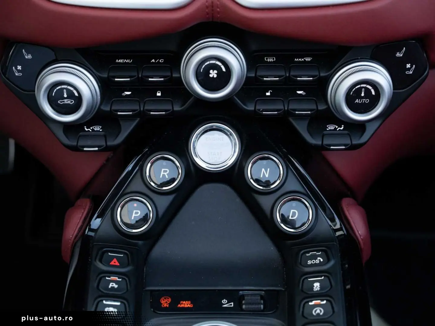 ASTON MARTIN V8 Vantage Roadster