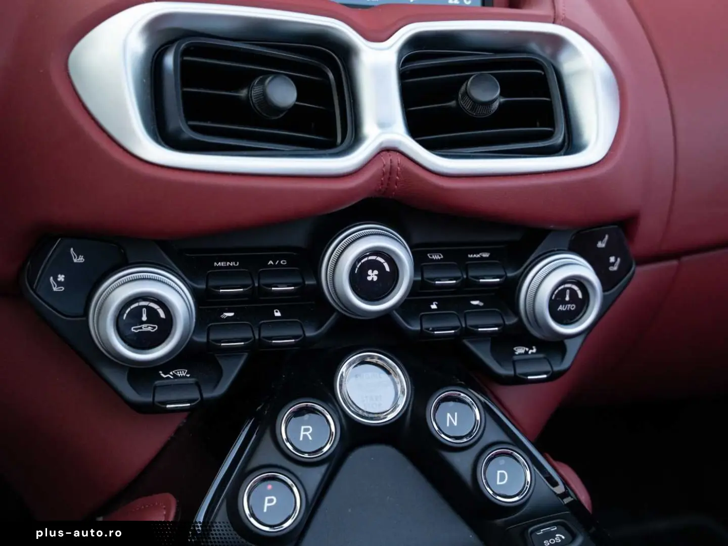 ASTON MARTIN V8 Vantage Roadster