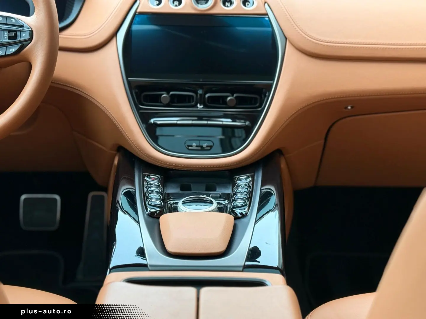 ASTON MARTIN DBX 4.0 V8