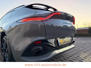 ASTON MARTIN DBX 4.0 V8  1.HD CARBON 22ZOLL PANO CHINA GREY
