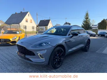 ASTON MARTIN DBX 4.0 V8  1.HD CARBON 22ZOLL PANO CHINA GREY