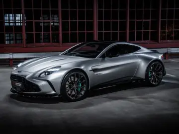 ASTON MARTIN V8 Vantage MY25 BOWERS&WILKINS SAMMLERFAHRZEUG