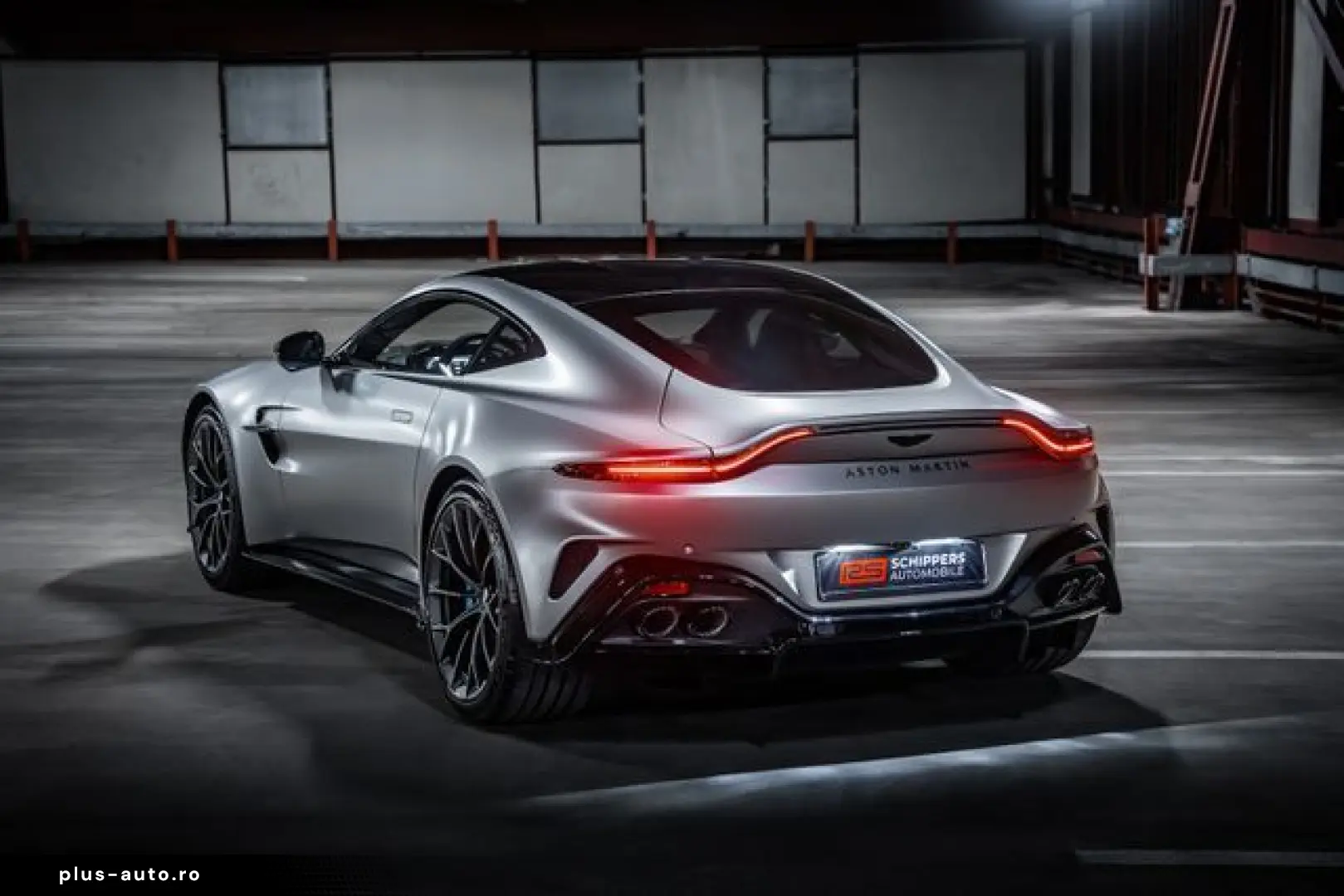 ASTON MARTIN V8 Vantage MY25 BOWERS&WILKINS SAMMLERFAHRZEUG