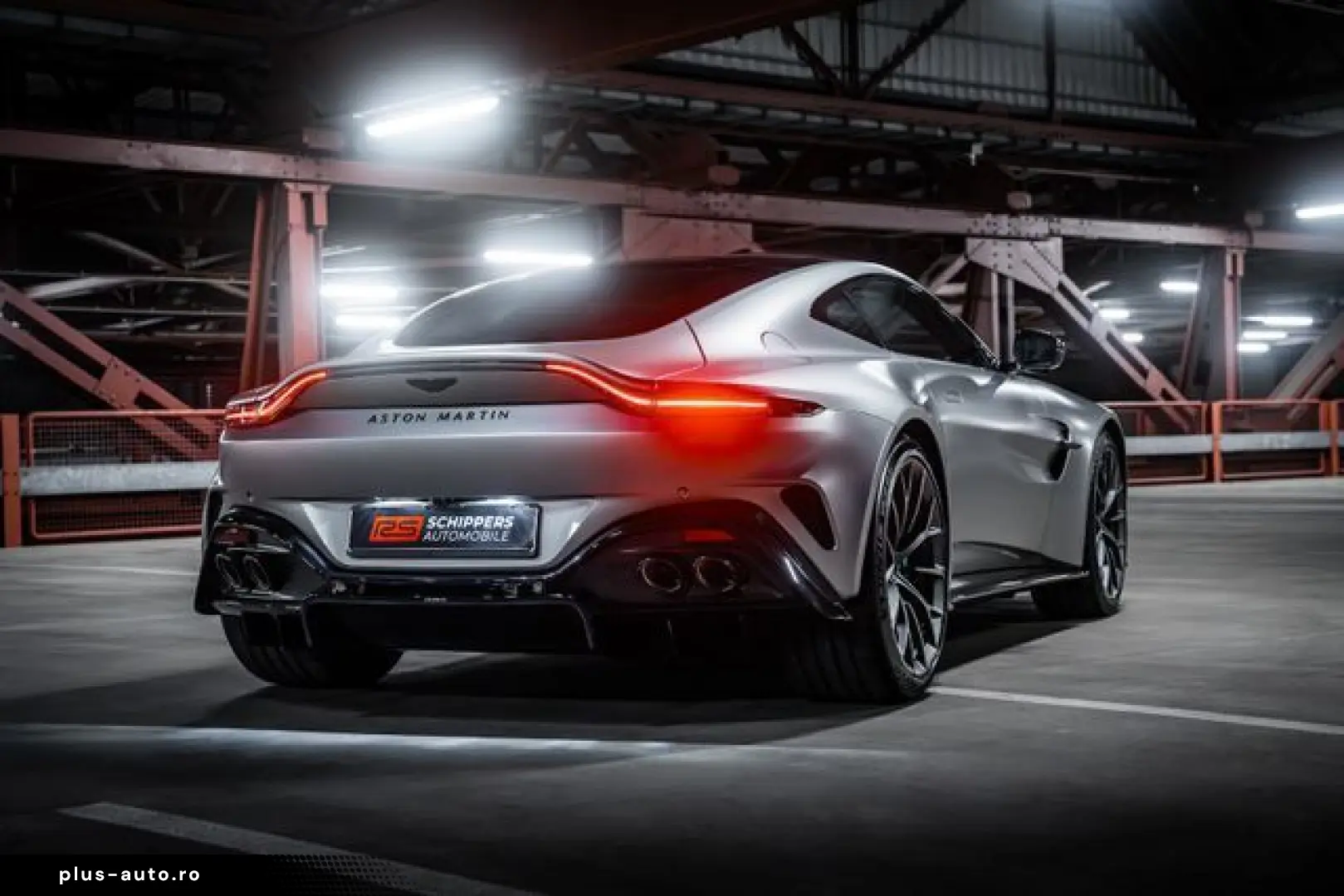 ASTON MARTIN V8 Vantage MY25 BOWERS&WILKINS SAMMLERFAHRZEUG