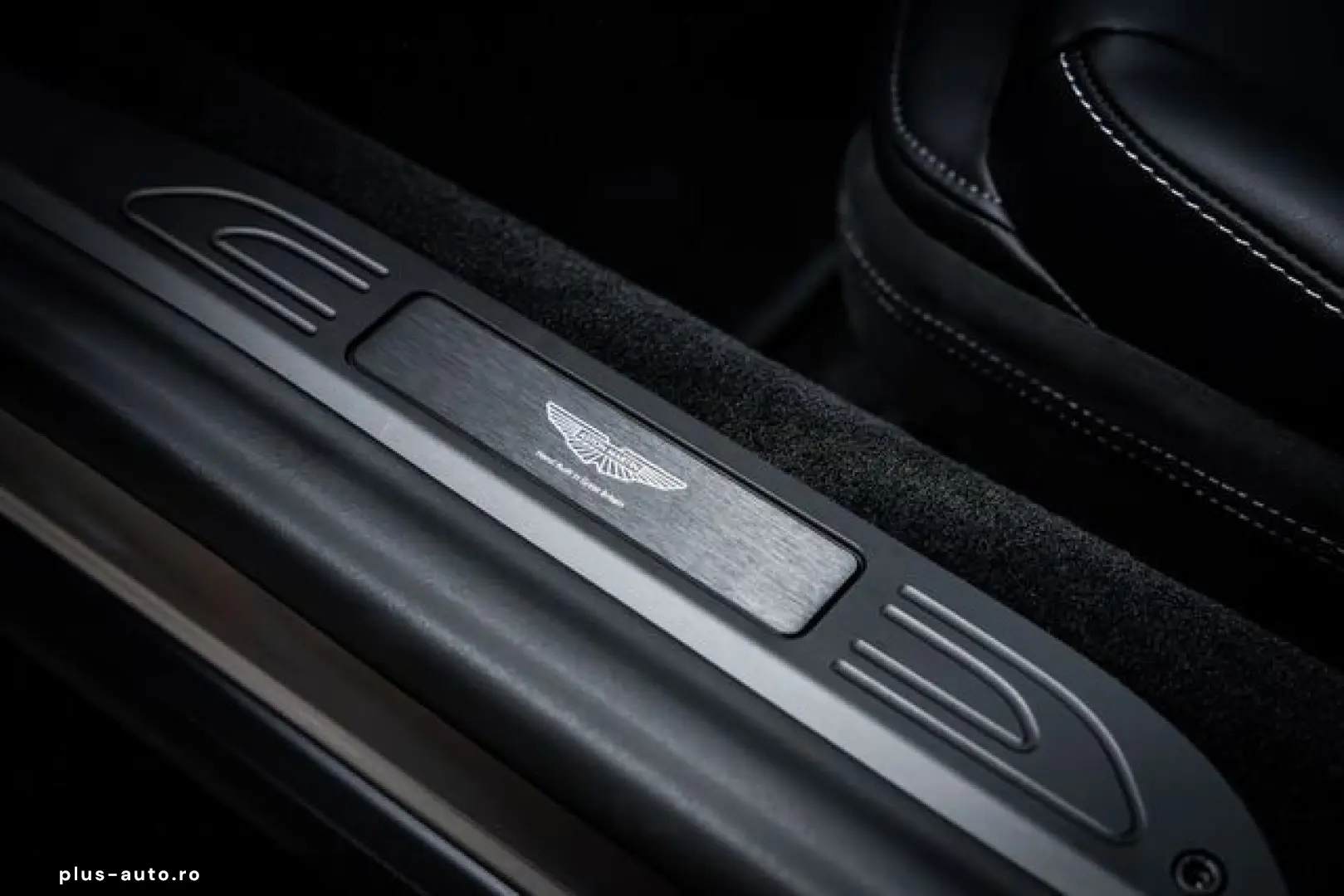 ASTON MARTIN V8 Vantage MY25 BOWERS&WILKINS SAMMLERFAHRZEUG