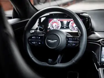 ASTON MARTIN V8 Vantage MY25 BOWERS&WILKINS SAMMLERFAHRZEUG
