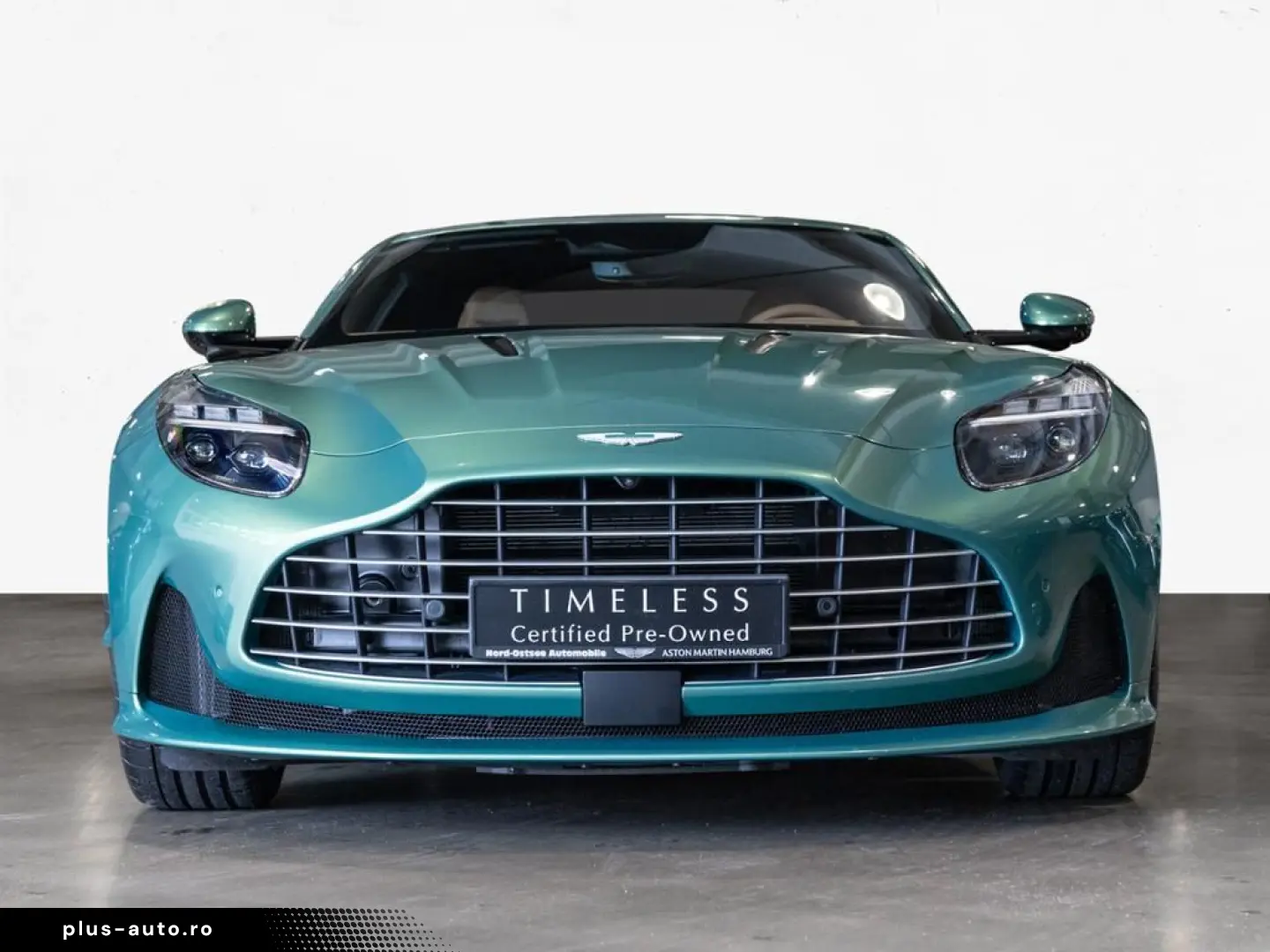 ASTON MARTIN DB12 Coupe Aston Martin Hamburg