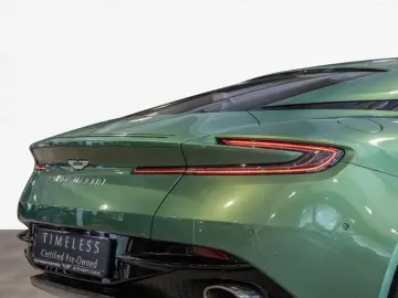 ASTON MARTIN DB12 Coupe Aston Martin Hamburg