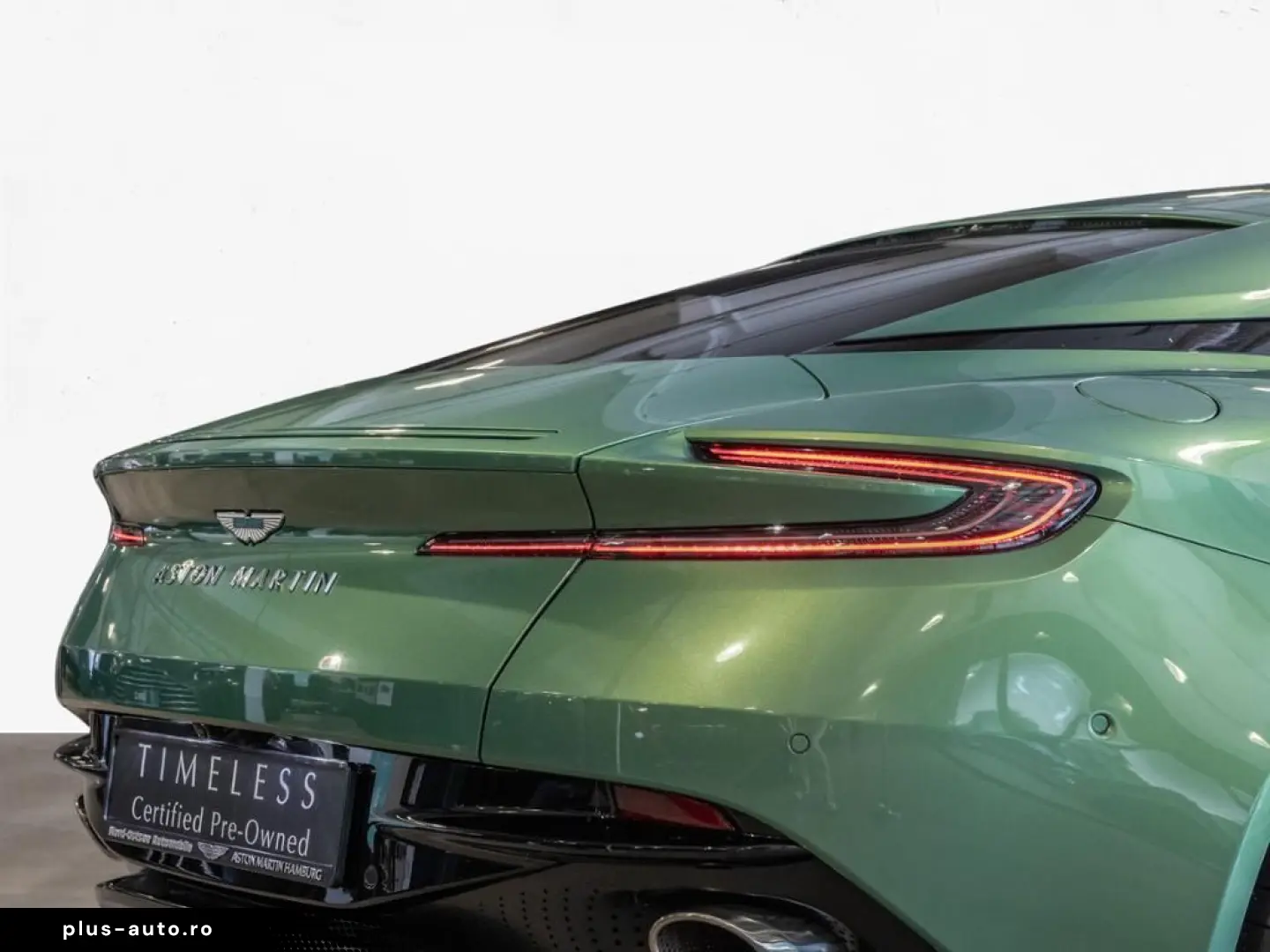 ASTON MARTIN DB12 Coupe Aston Martin Hamburg