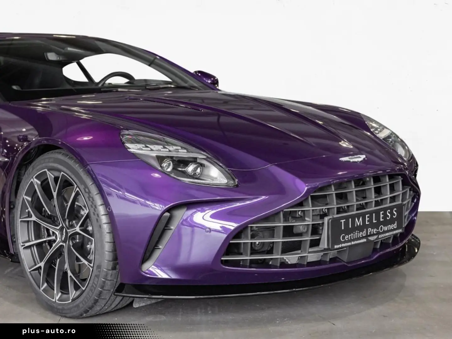 ASTON MARTIN V8 Vantage Coupe Aston Martin Hamburg