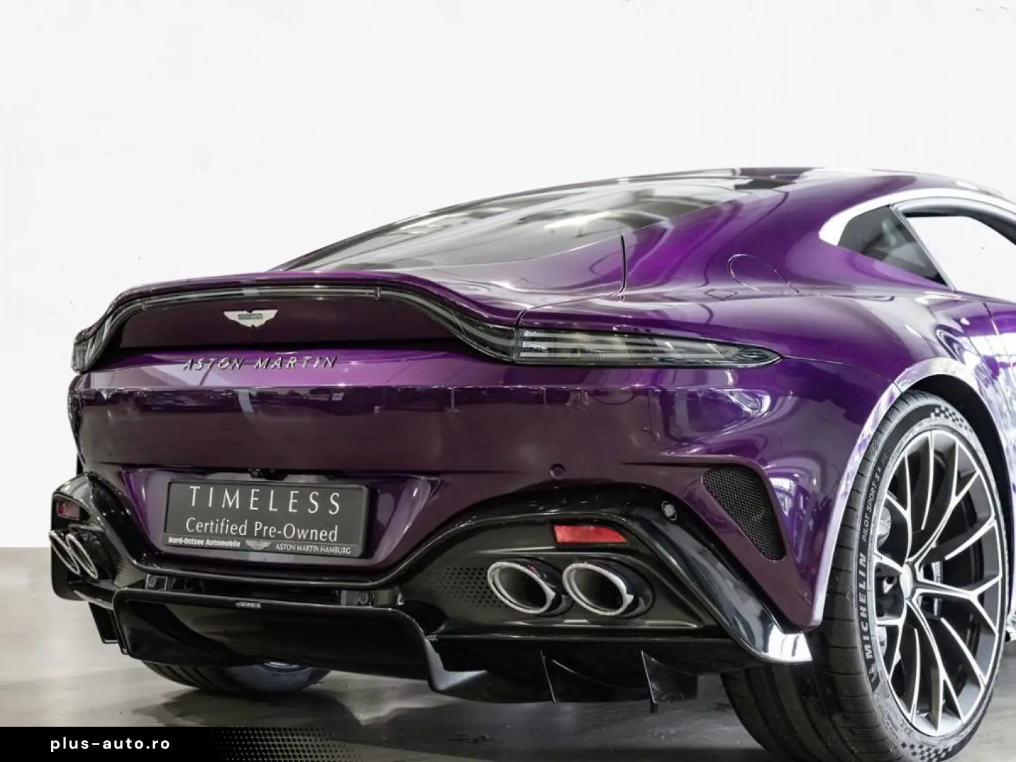 ASTON MARTIN V8 Vantage Coupe Aston Martin Hamburg