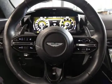 ASTON MARTIN V8 Vantage Coupe Aston Martin Hamburg