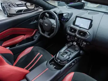 ASTON MARTIN V8 Vantage Roadster - VAT - 360  CAMERA…