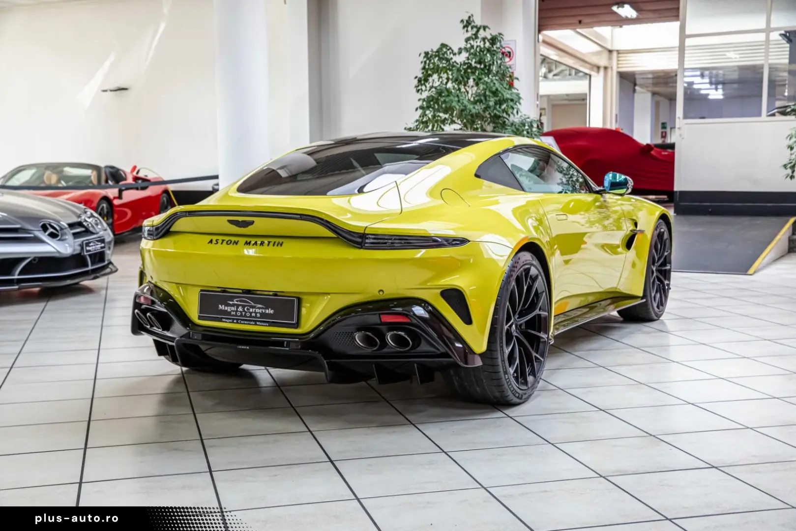 ASTON MARTIN V8 Vantage - SPECIAL PAINT BLACK PACK 21  360