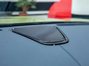 ASTON MARTIN V8 Vantage - SPECIAL PAINT BLACK PACK 21  360