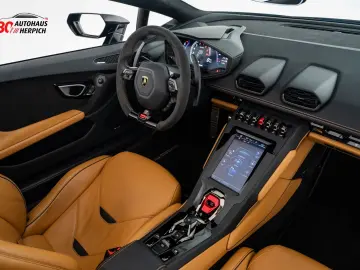 LAMBORGHINI Huracán EVO Spyder Schwarz Beige Lift SENSONUM