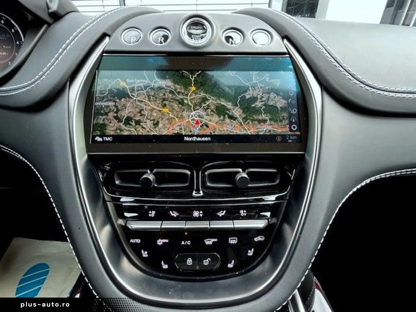 ASTON MARTIN DBX 4.0 V8