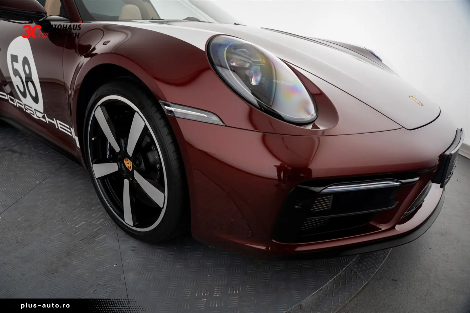 PORSCHE 992 4S Targa Heritage SportDesign PCCB Lift HAL