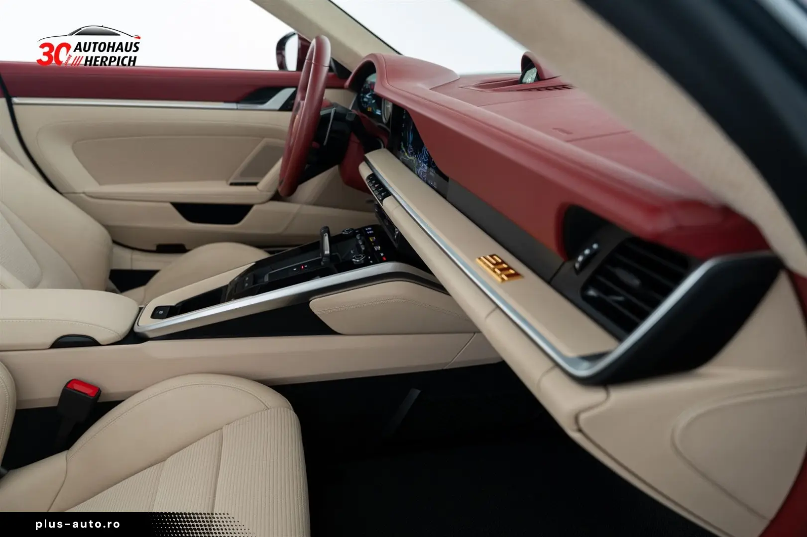 PORSCHE 992 4S Targa Heritage SportDesign PCCB Lift HAL