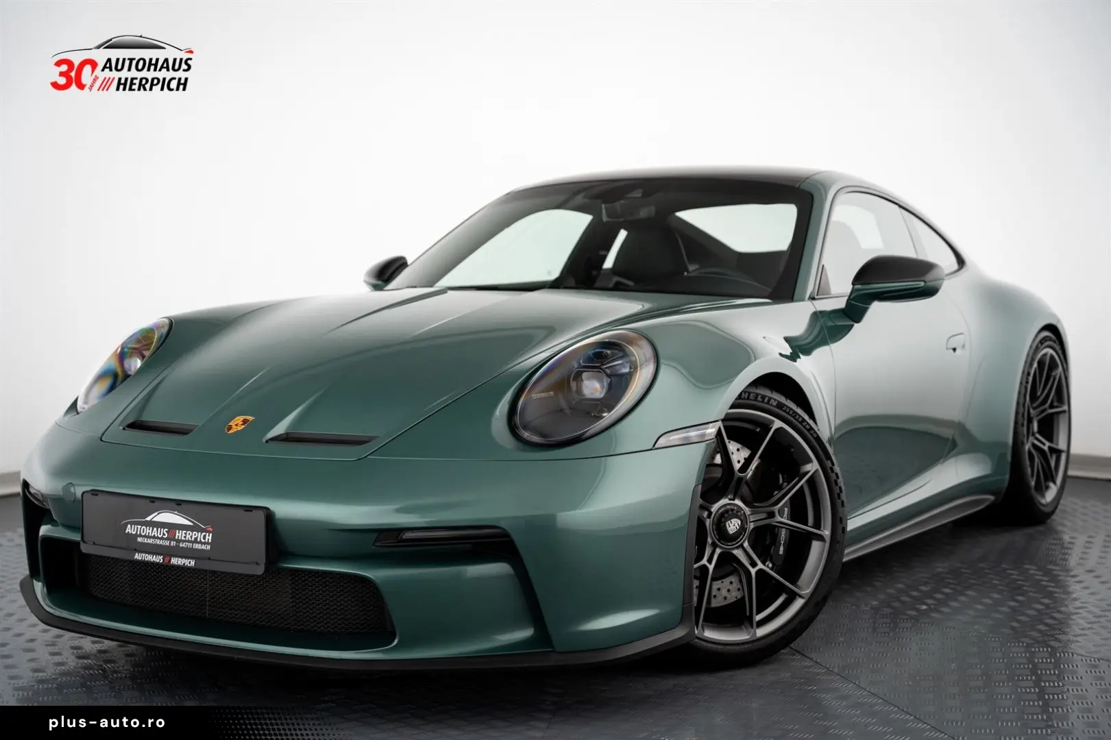PORSCHE 992 GT3 Touring PTS Racing Green Lift Vollschale