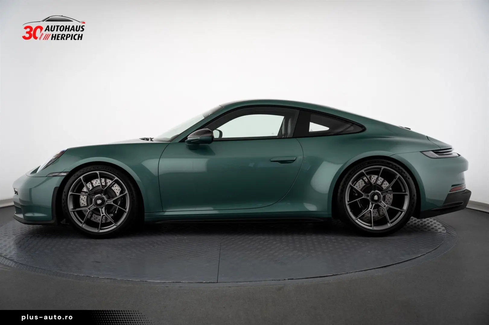 PORSCHE 992 GT3 Touring PTS Racing Green Lift Vollschale