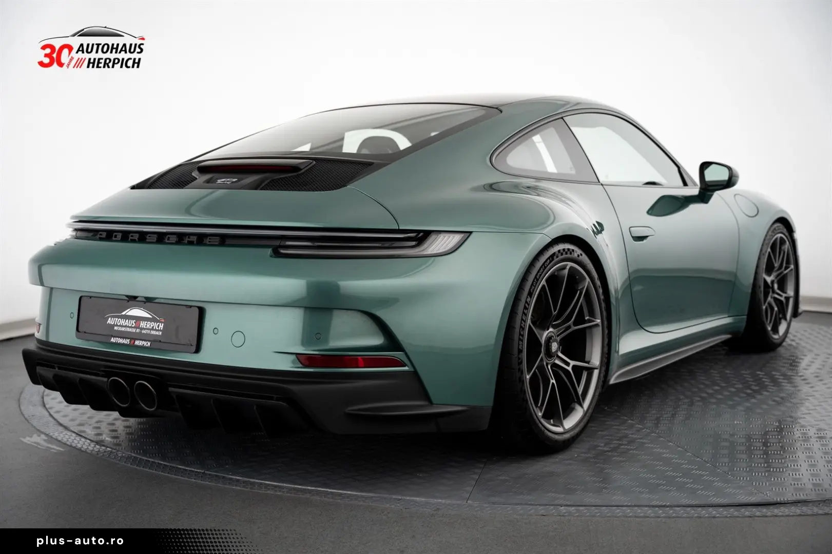 PORSCHE 992 GT3 Touring PTS Racing Green Lift Vollschale