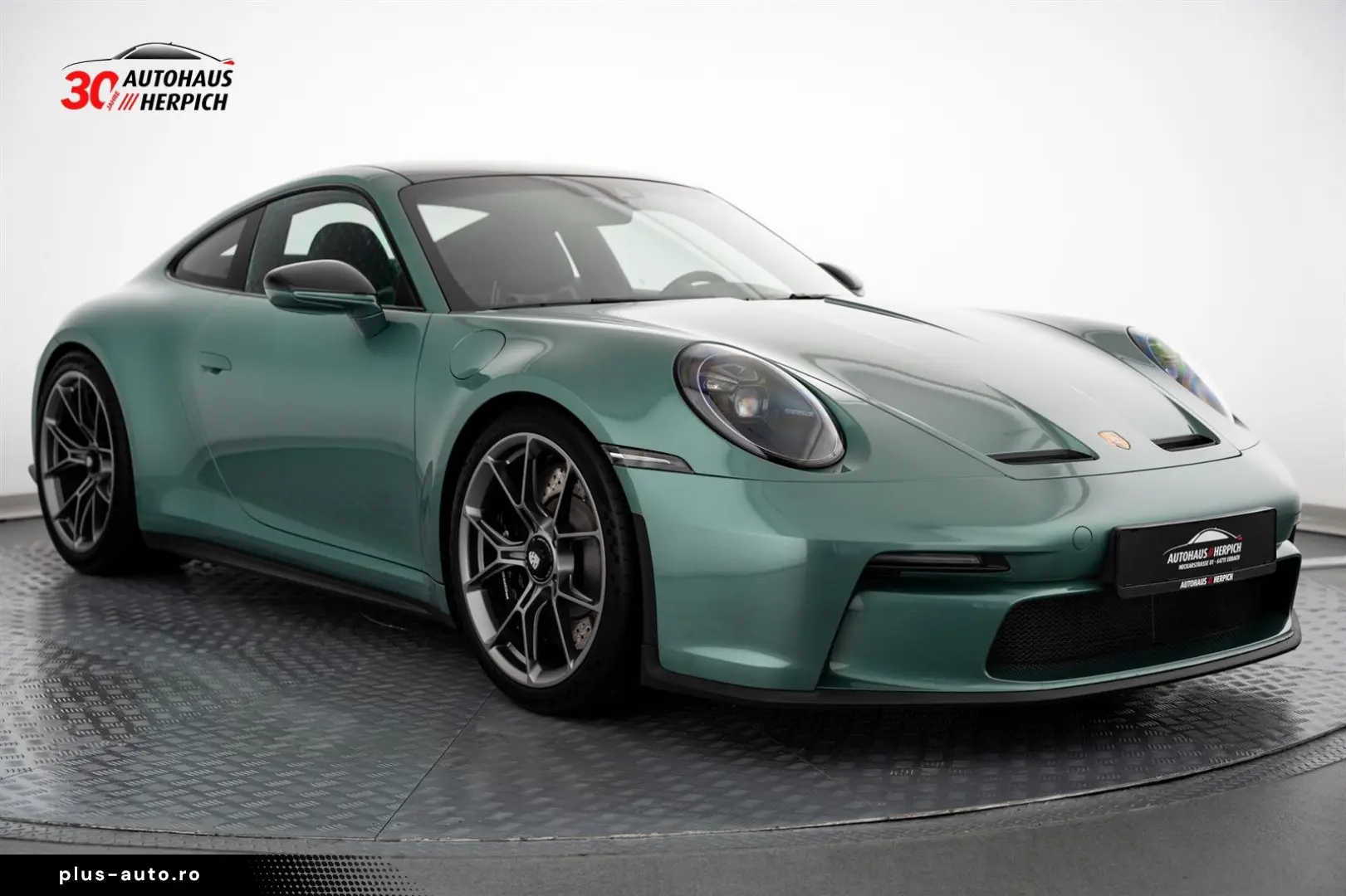 PORSCHE 992 GT3 Touring PTS Racing Green Lift Vollschale